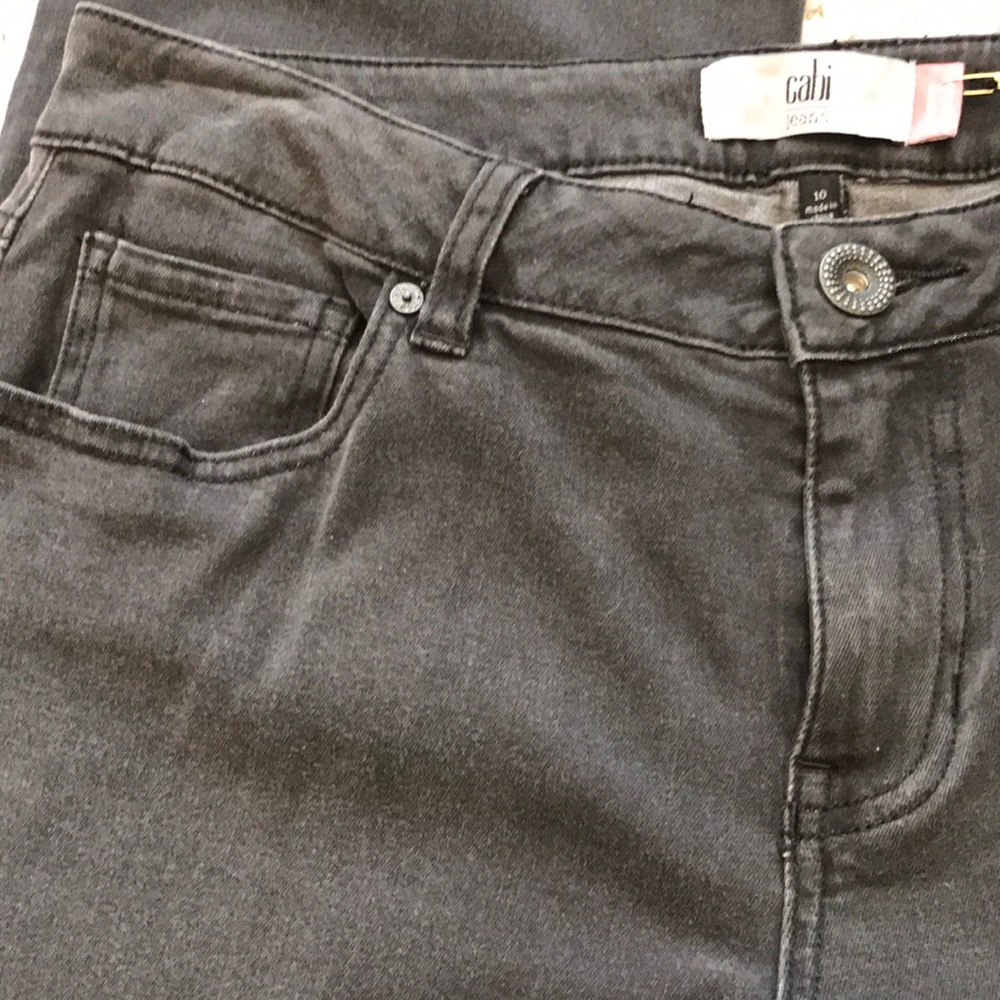 CAbi Curvy Slim Boot Jean - Picture 3 of 6